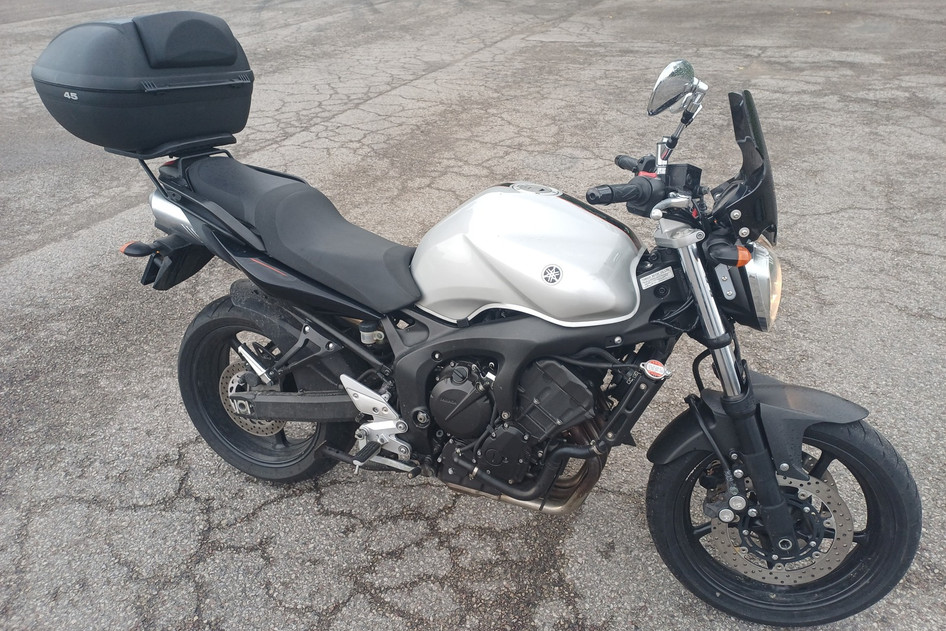 Yamaha FZ6, 2010, 0.6, 72 kW, бензин, механическая, задний привод