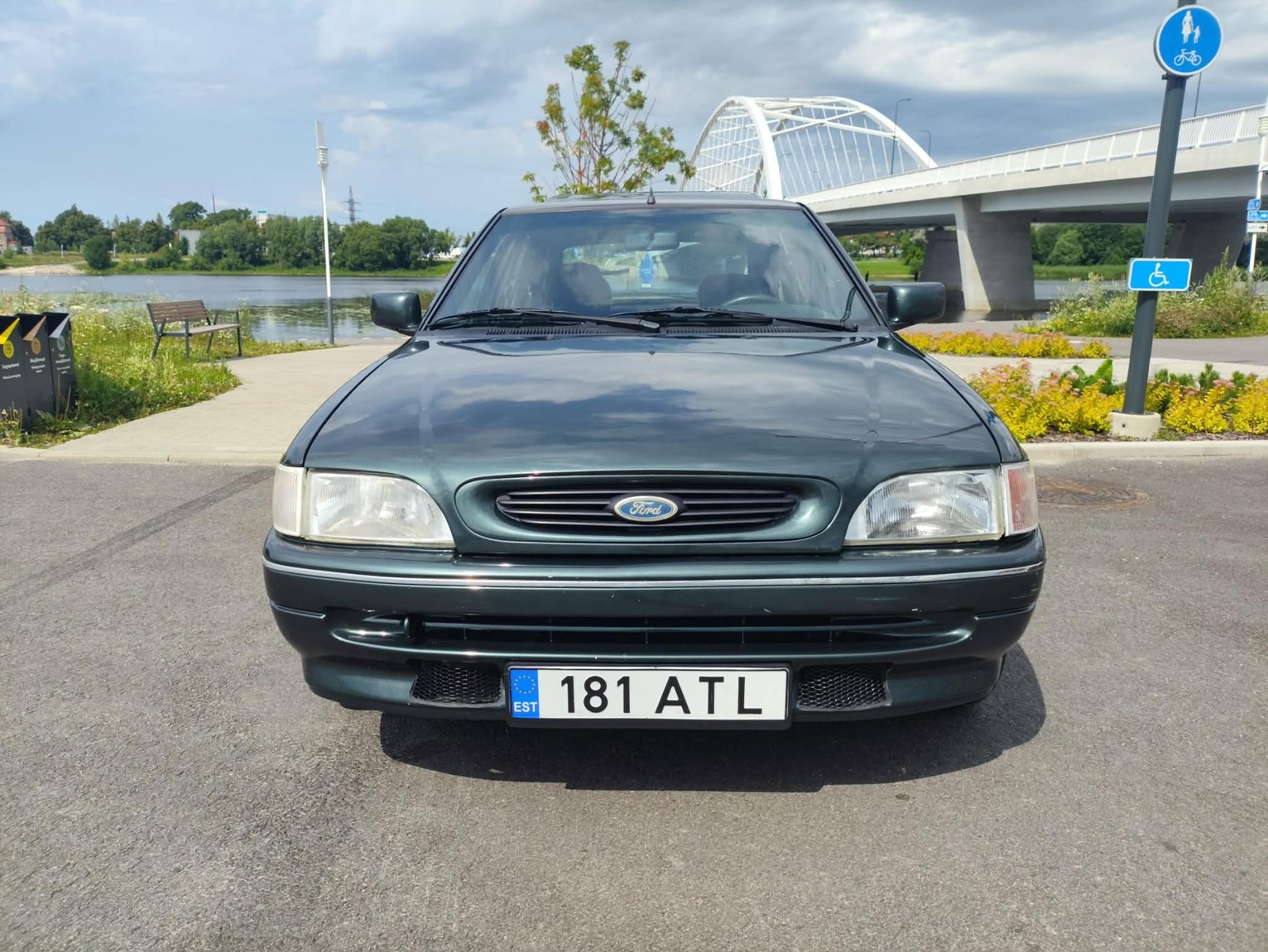 Ford Escort Ghia