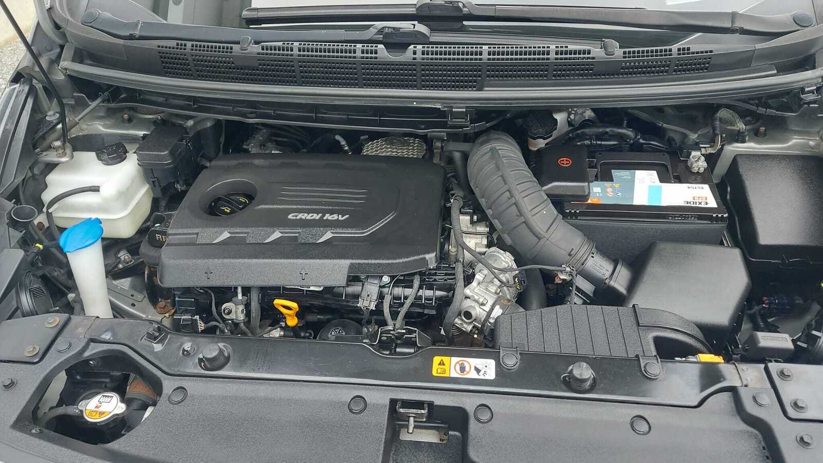 Kia Carens 2017, photo 6/10