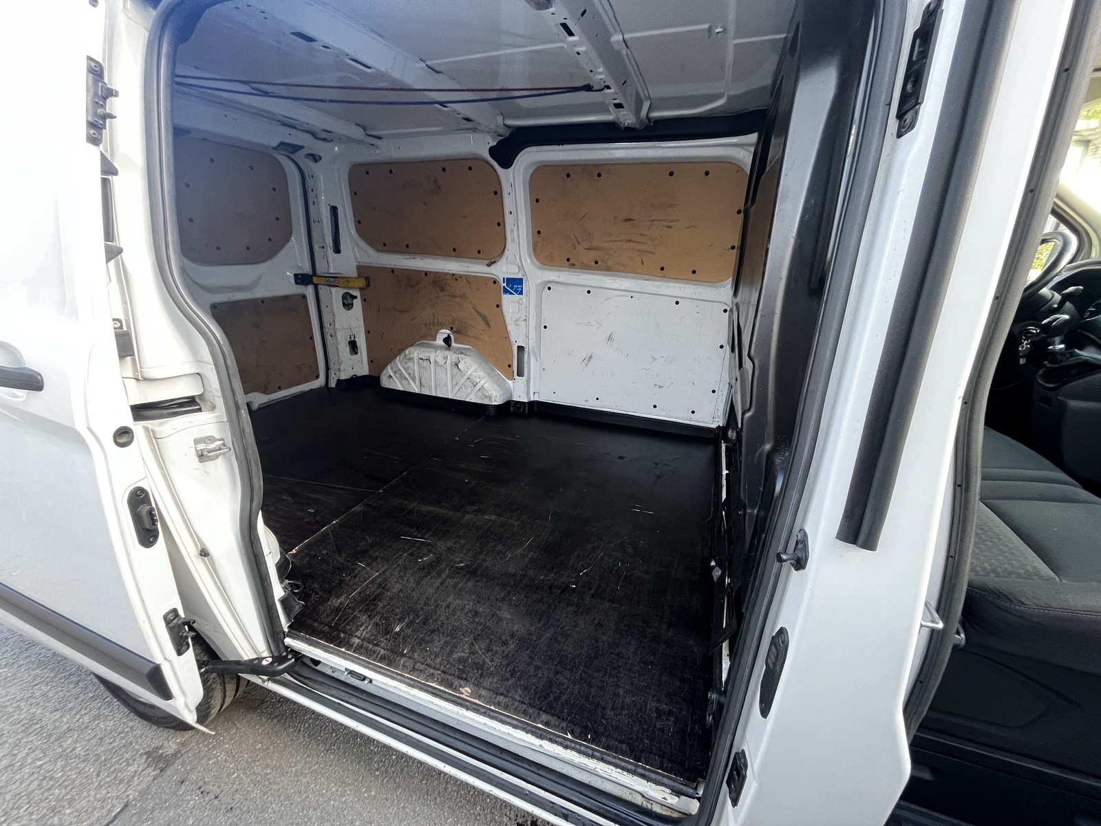Ford Transit Custom 2019, kuva 7/13