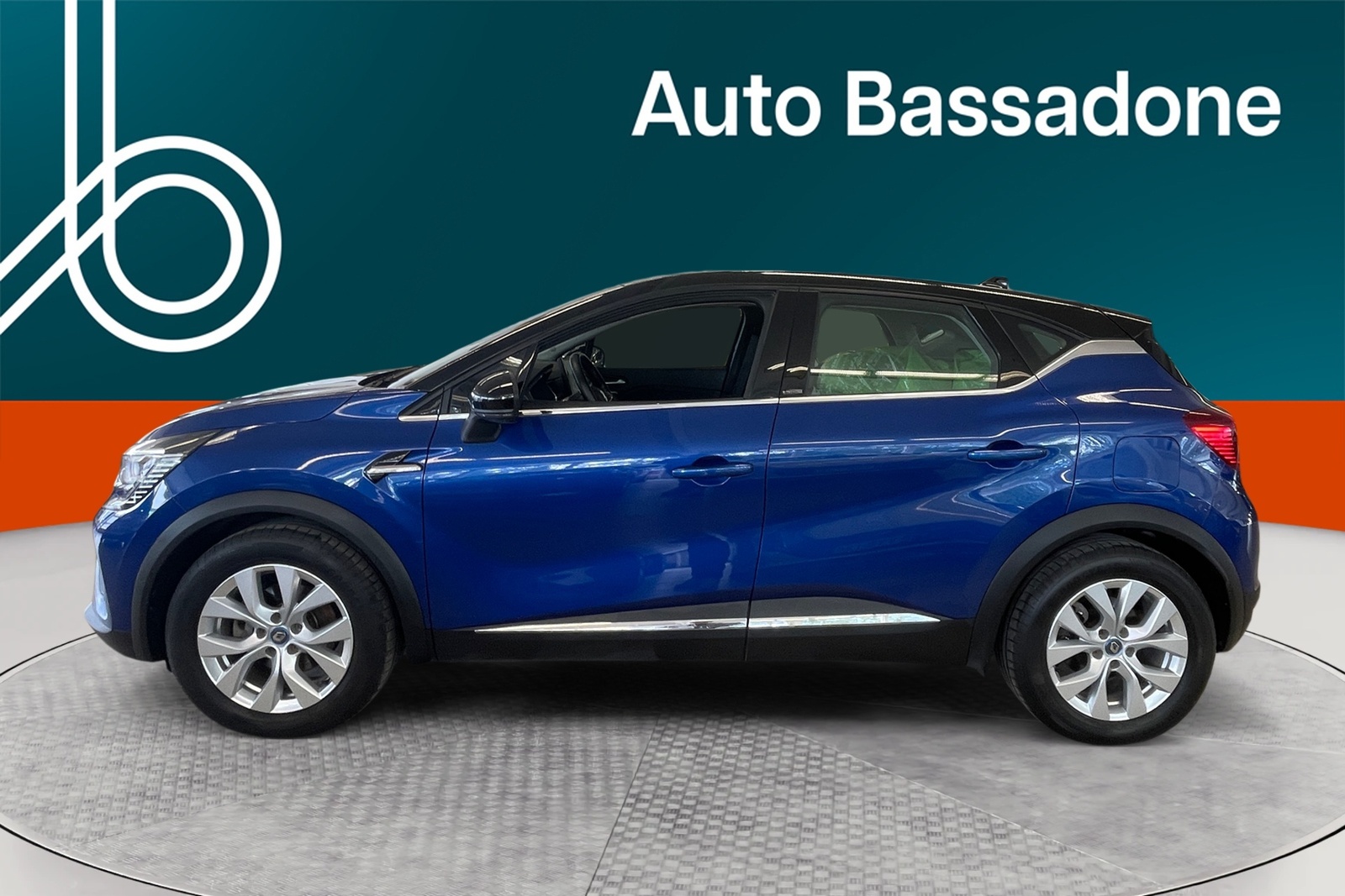 Renault Captur 2021, photo 2/19