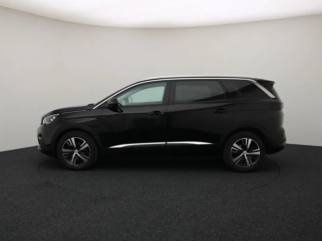 Peugeot 5008 ALLURE 1.5 96kW 2020, kuva 6/37