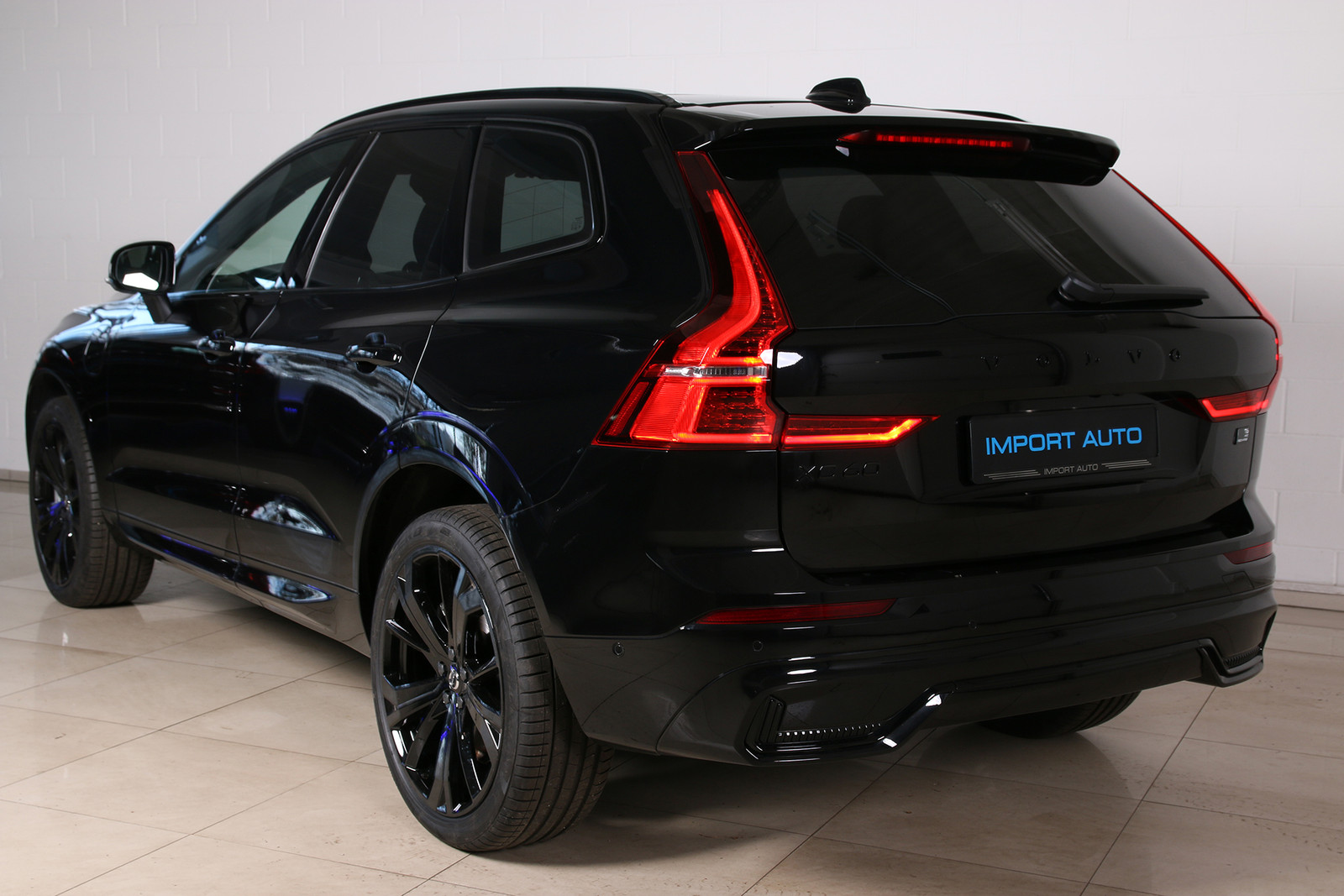 Volvo XC60 2024, photo 4/10