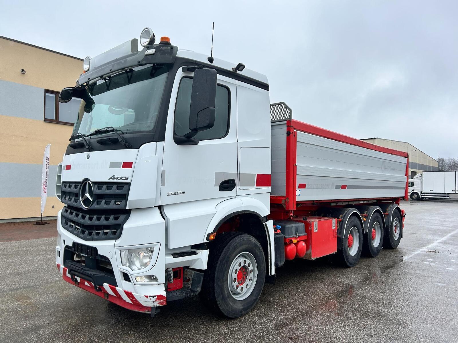Mercedes-Benz AROCS 3253 2018, kuva 2/10