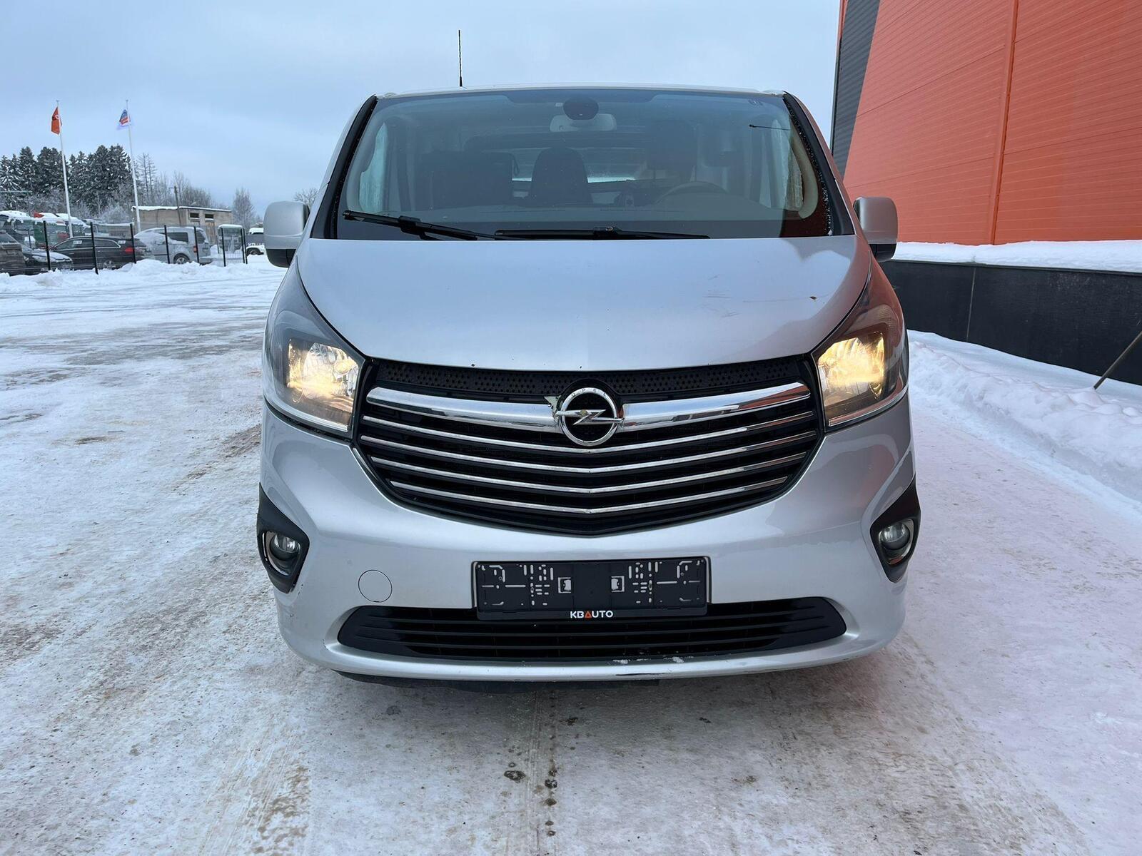 Opel Vivaro 2016, kuva 3/26