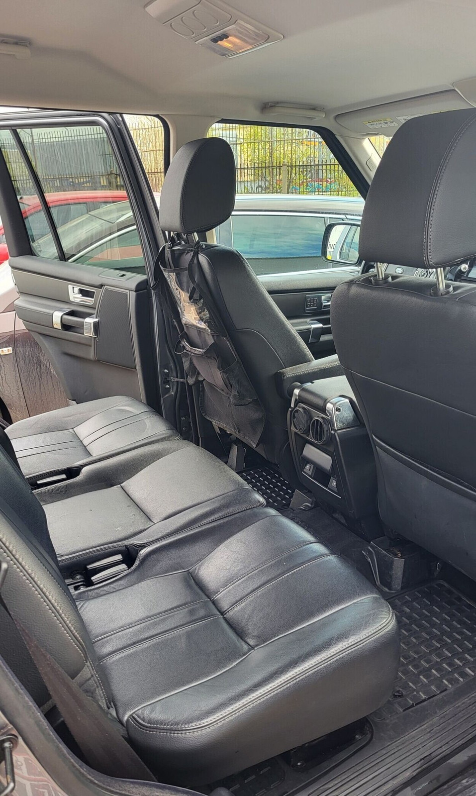 Land Rover Discovery 2013, kuva 2/8