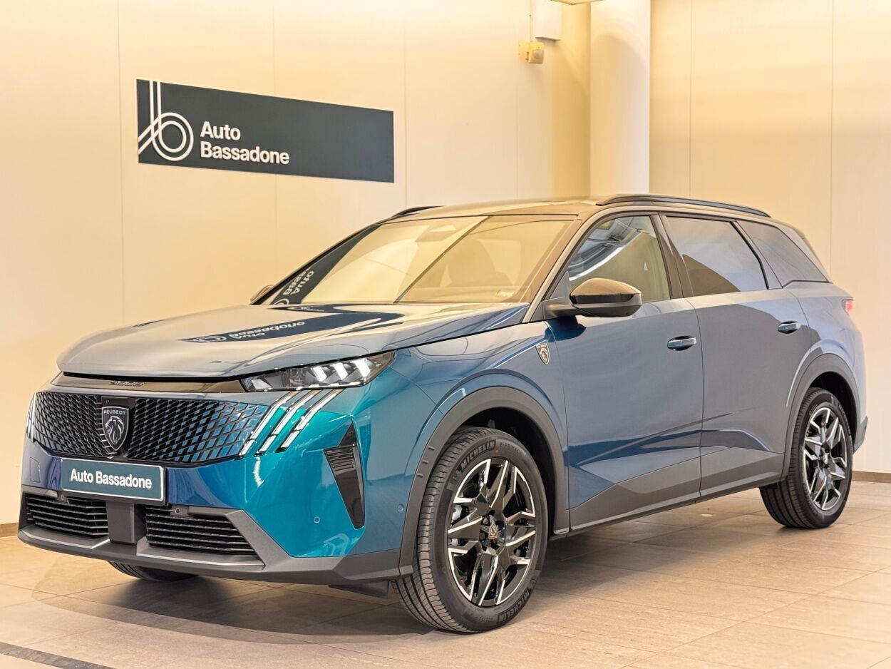 Peugeot 5008 GT Hybrid 145 e-DCS 1.2 100kW
