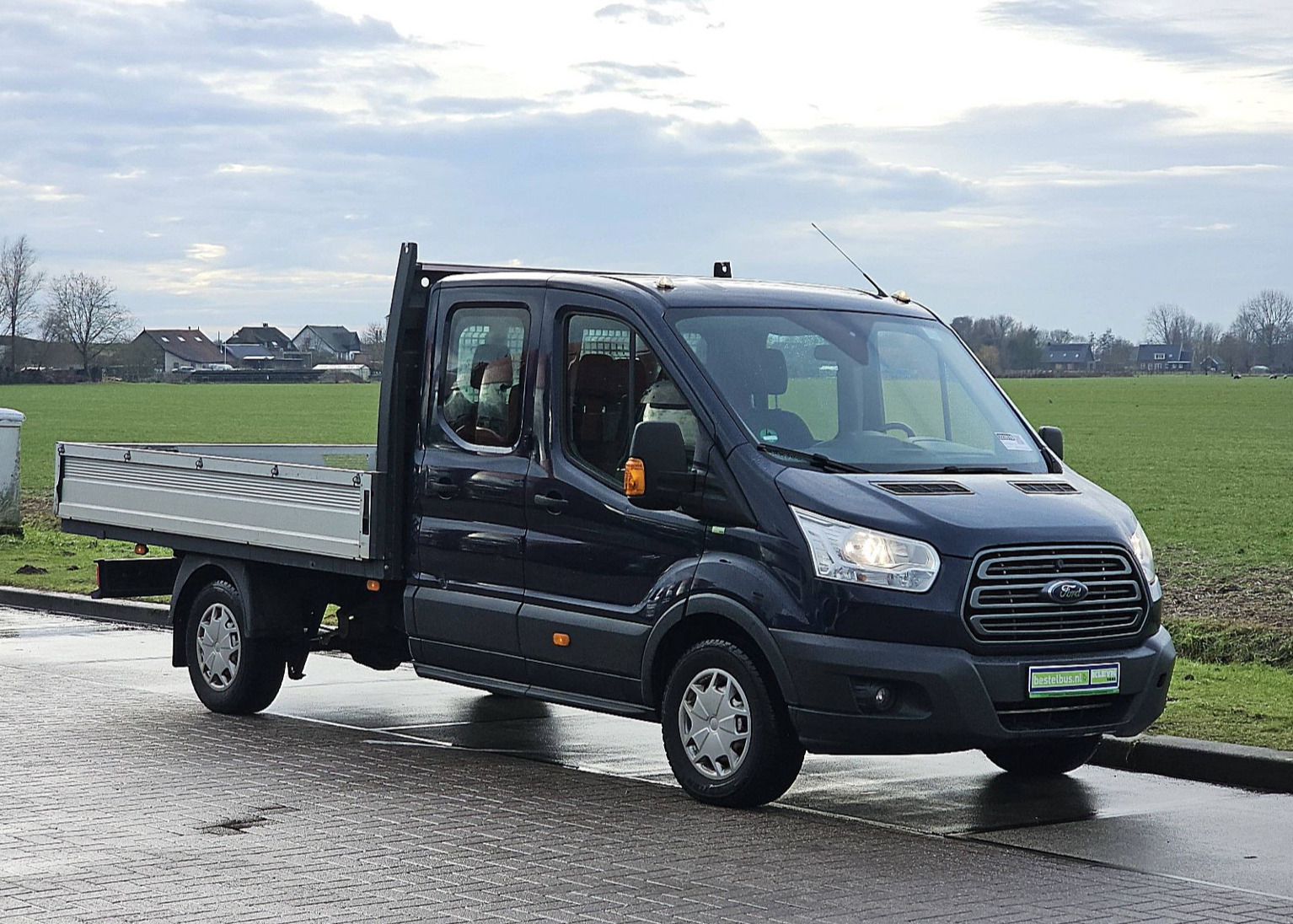 Ford Transit 2017, kuva 7/8