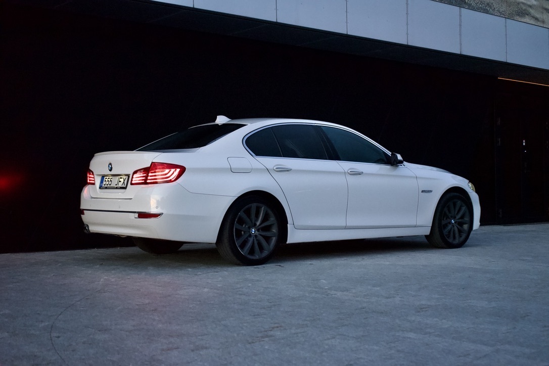 BMW 520 2014, kuva 5/30