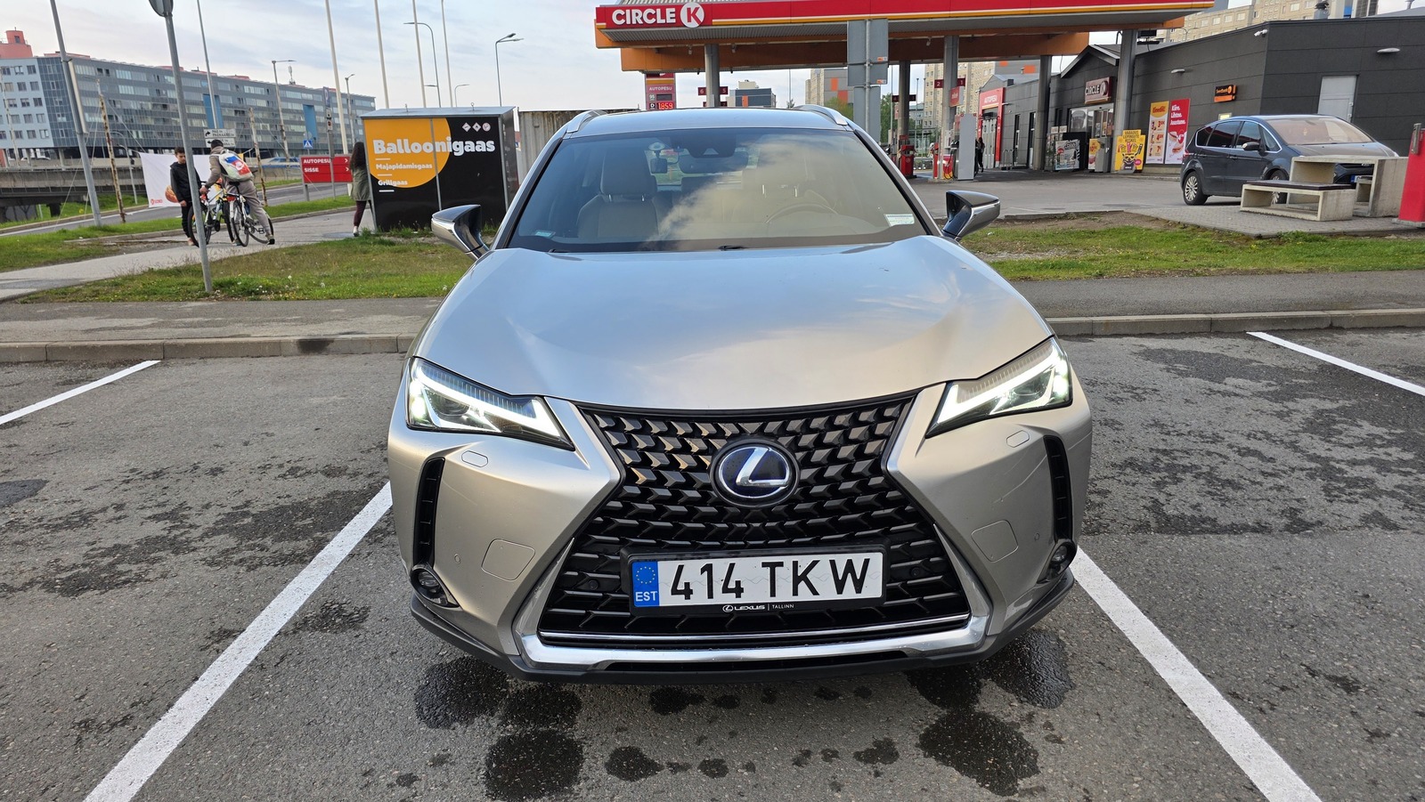Lexus UX 250 2020, kuva 2/10