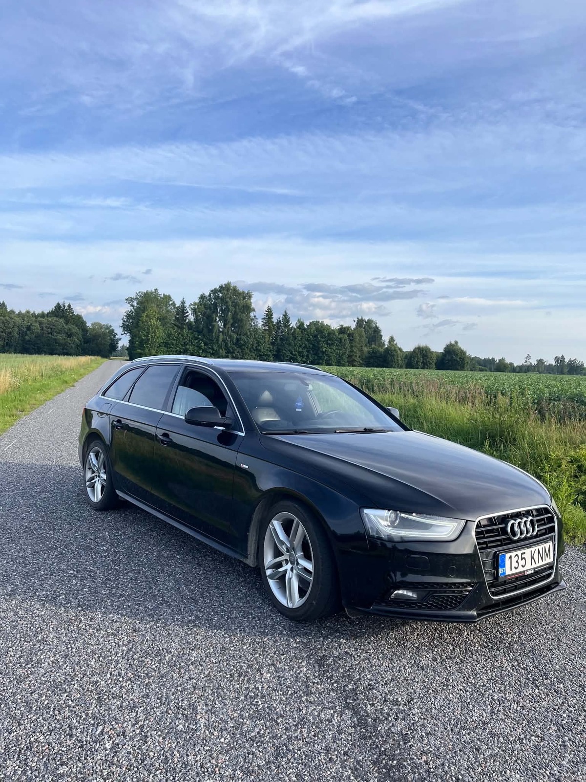 Audi A4 2012, kuva 4/10