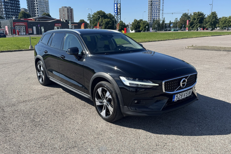 Volvo V60 Cross Country, 2019, 2.0, 147 kW, diisel, automaat, nelikvedu