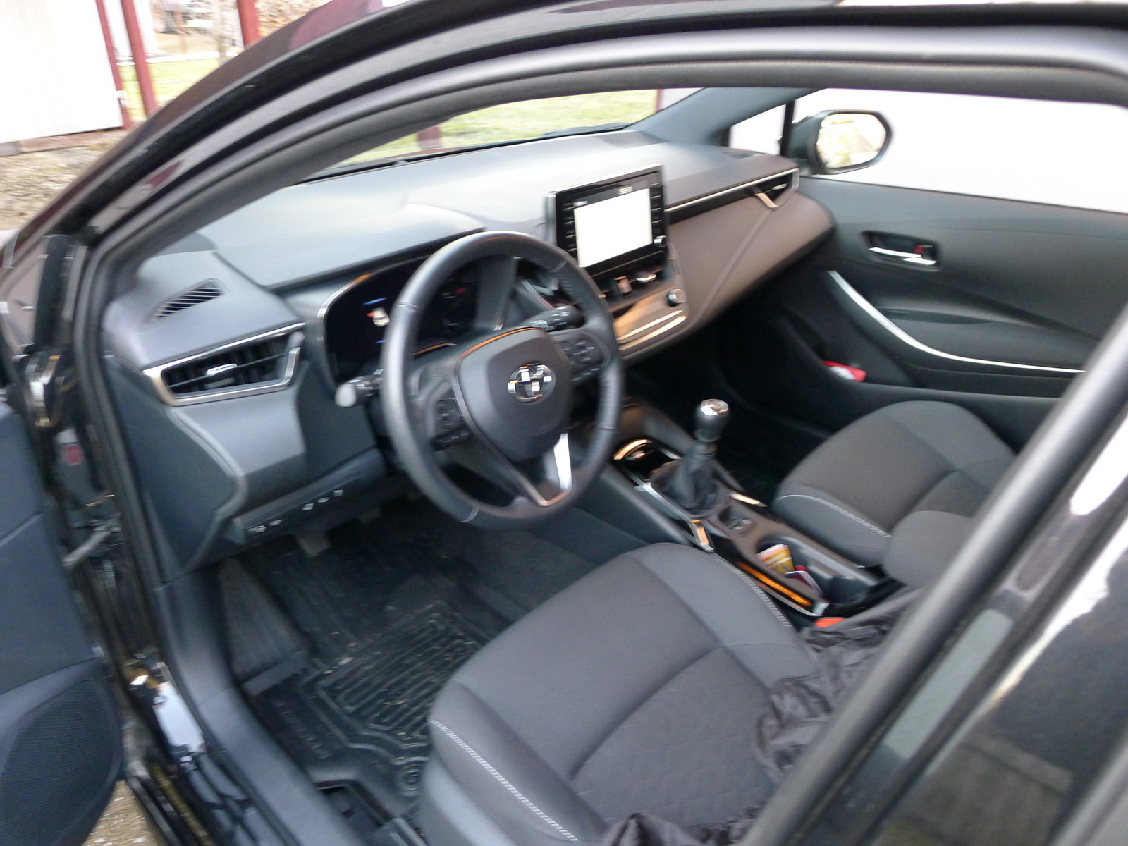 Toyota Corolla 2021, photo 3/6