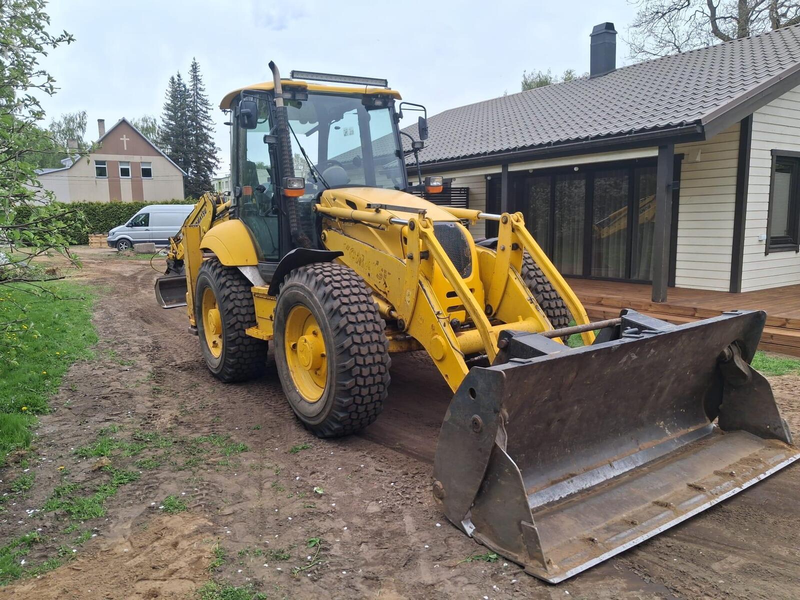 Komatsu WB 93S-5E0, kuva 2/29