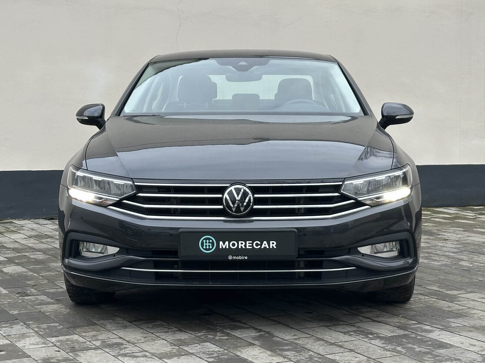 Volkswagen Passat 2023, photo 2/25