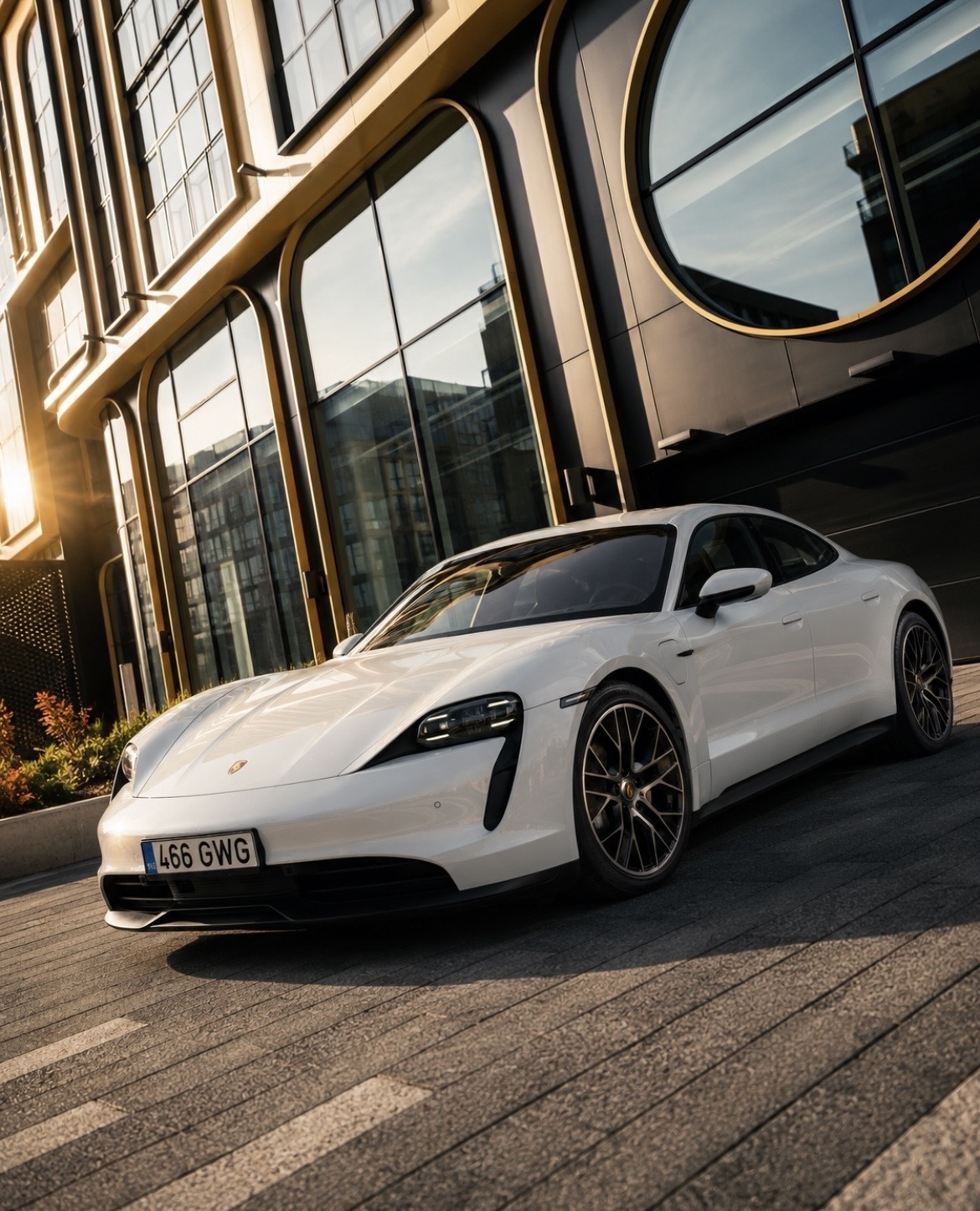 Porsche Taycan 2021, photo 2/9