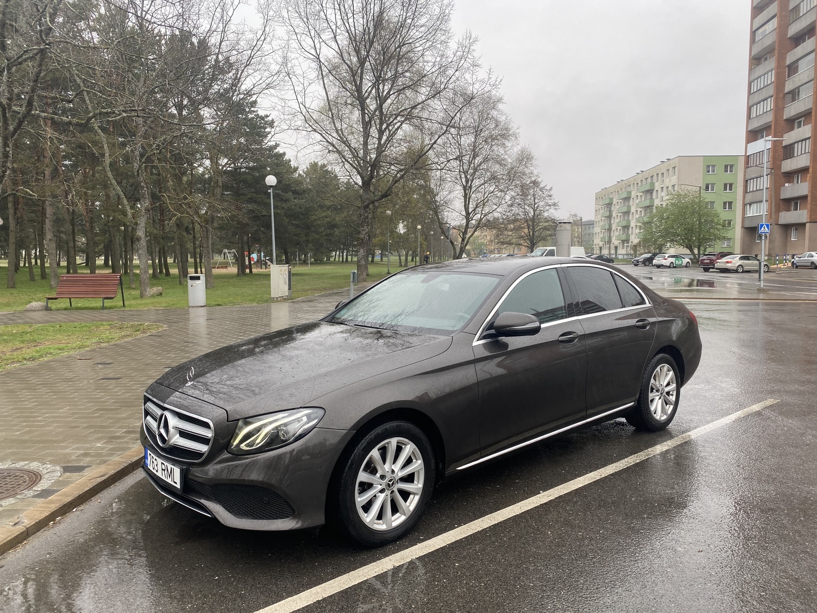 Mercedes-Benz E 220 2018, kuva 2/9