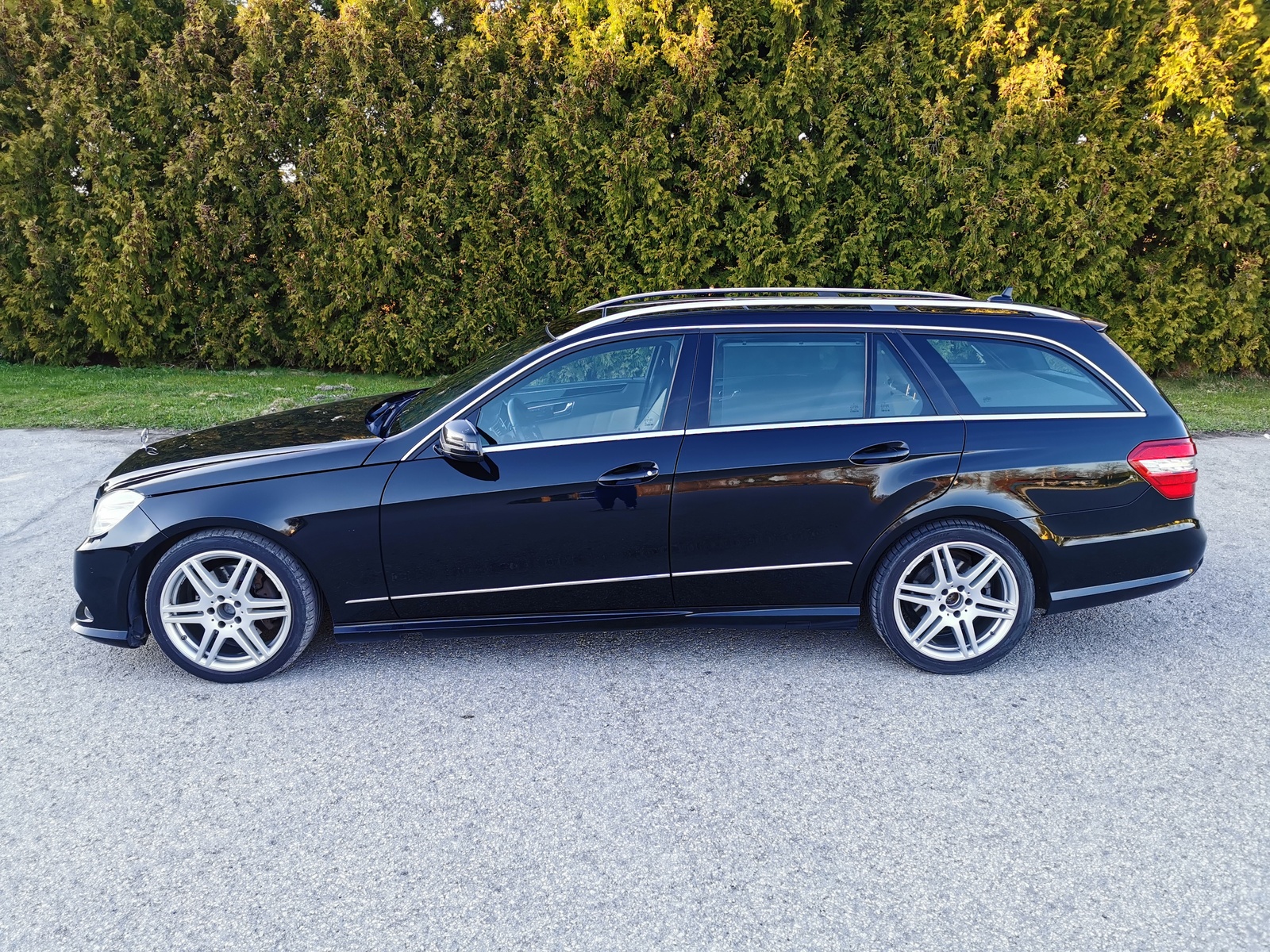 Mercedes-Benz E 350 2010, kuva 3/10