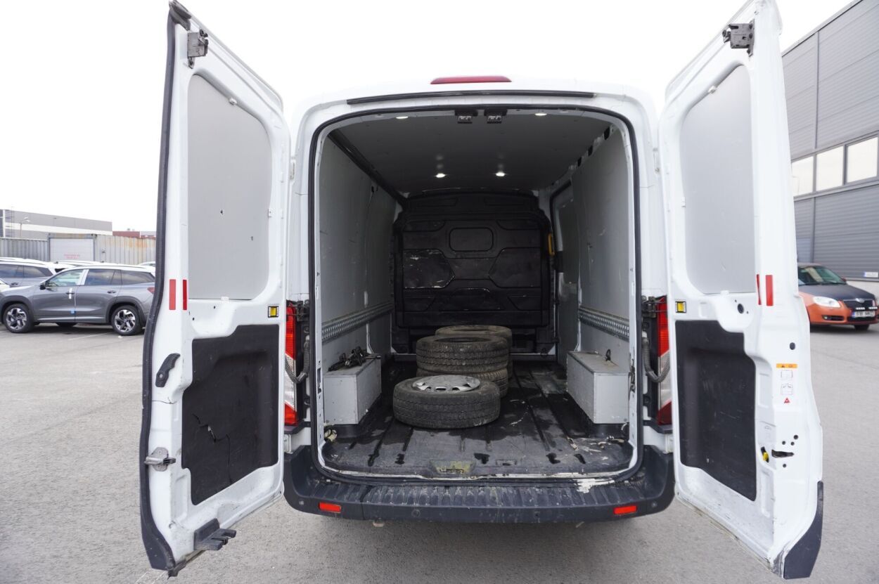 Ford Transit 2019, photo 7/23