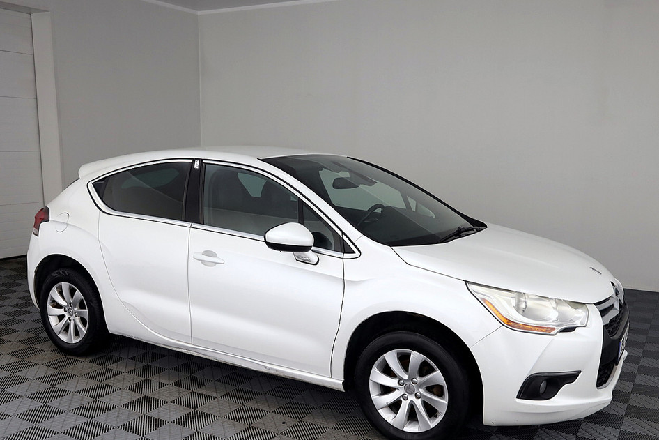 Citroën DS4, 2011, 1.6, 111 kW, дизель, механическая, передний привод