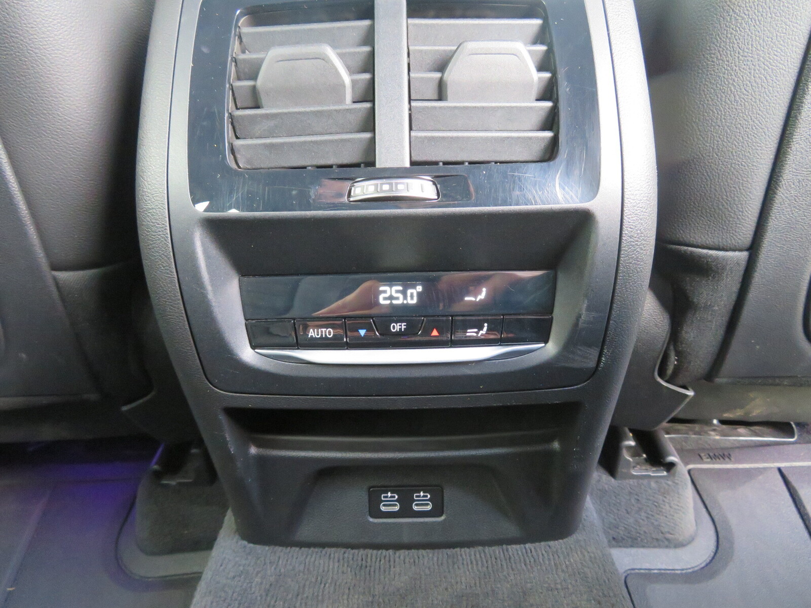 BMW X3 2023, photo 6/9