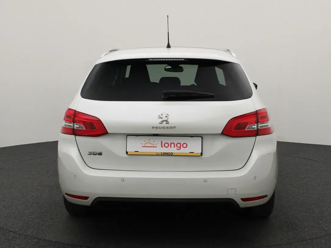 Peugeot 308 Premium 1.5 96kW 2020, photo 5/10