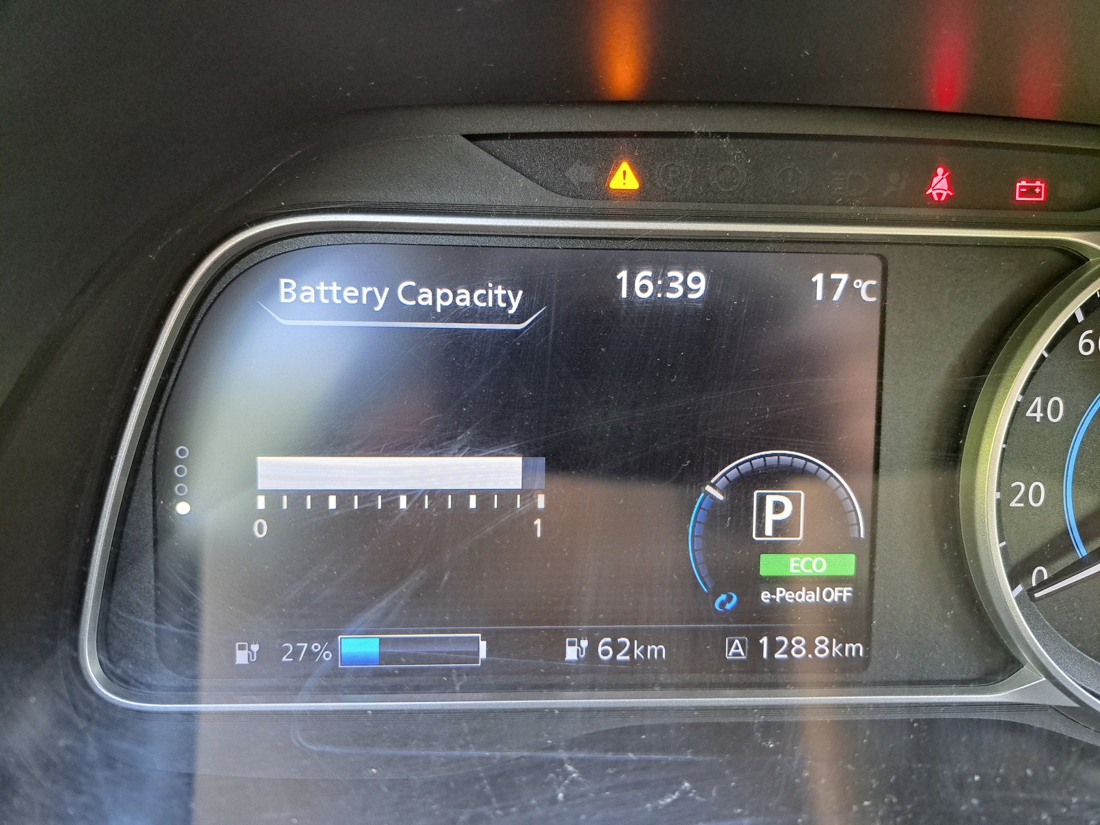 Nissan Leaf 2018, photo 7/10