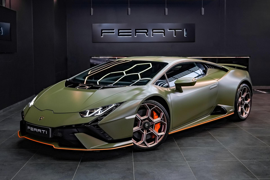 Lamborghini Huracán, 2023, 5.2, 470 kW, petrol, automatic, rear-wheel drive
