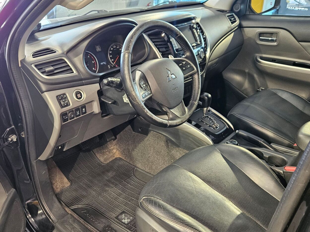 Mitsubishi L200 133kW 2016, kuva 7/14
