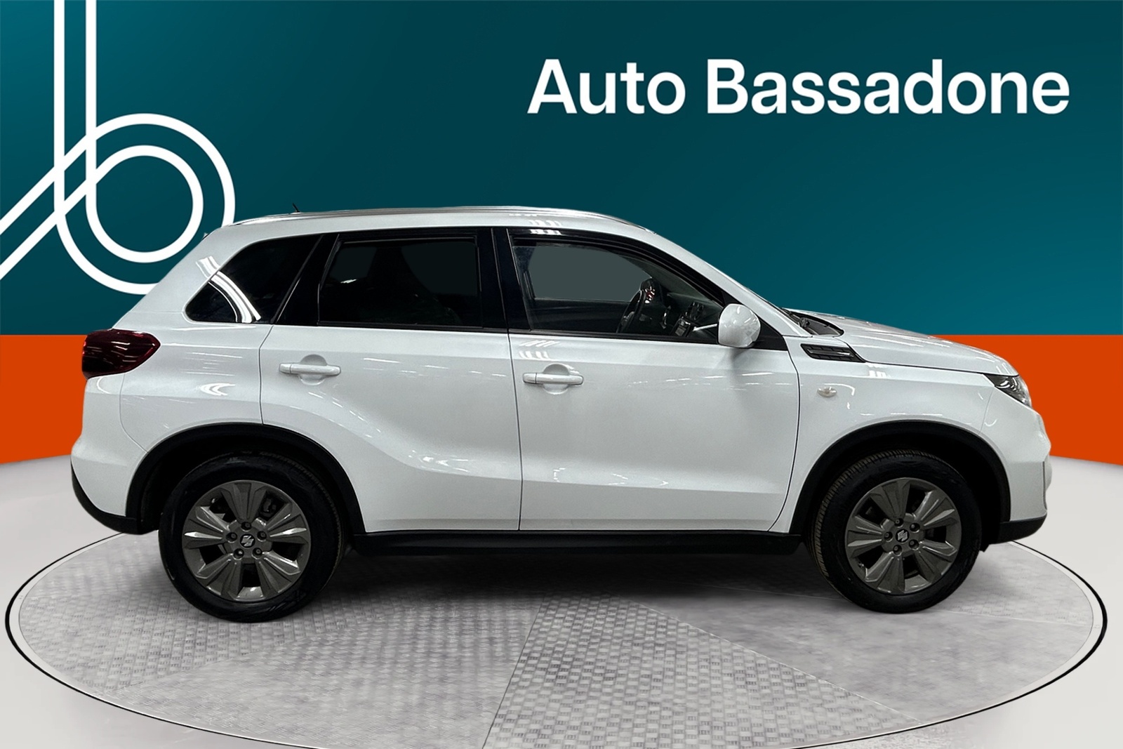 Suzuki Vitara 2024, photo 6/22