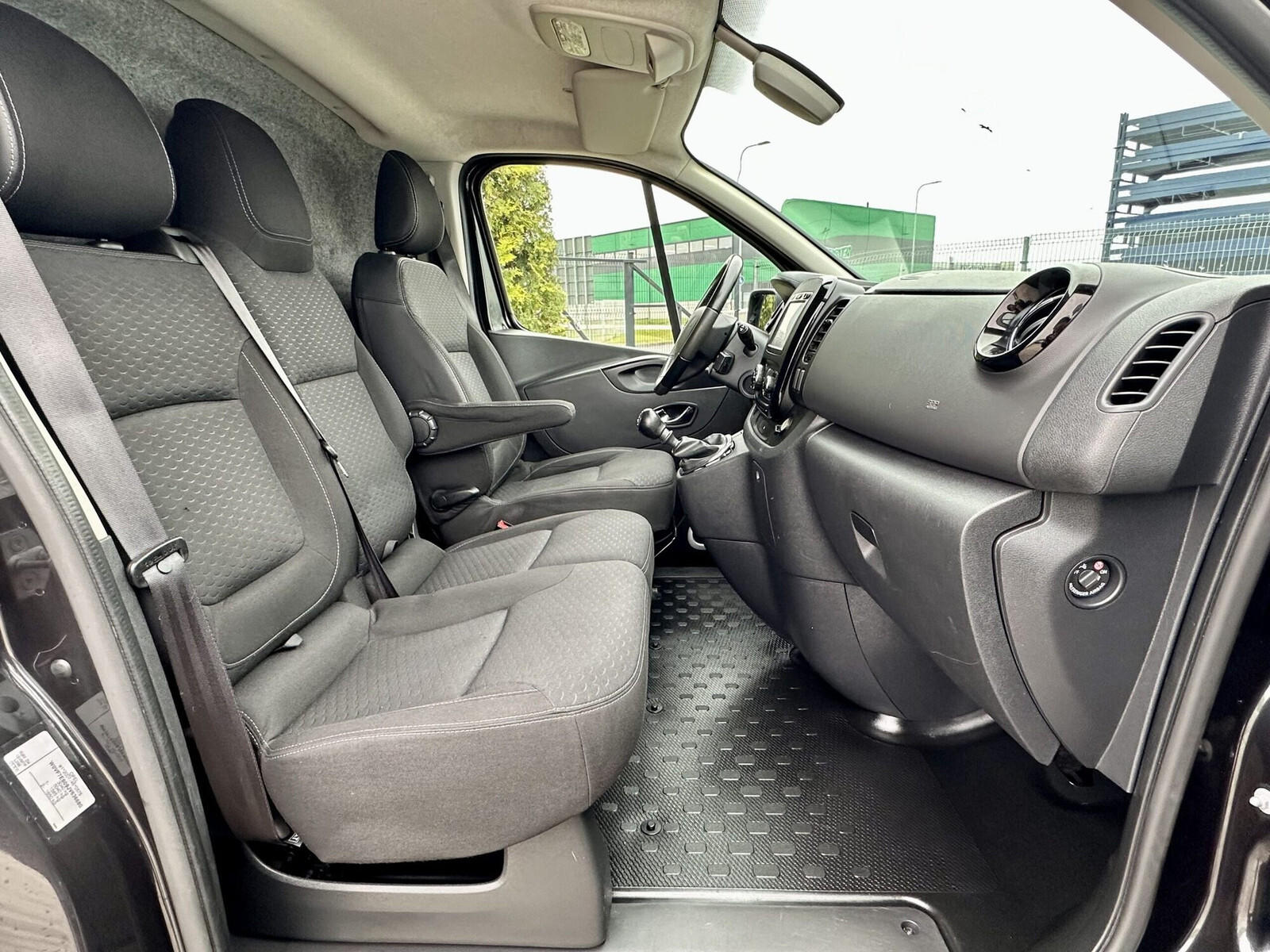 Opel Vivaro 2018, kuva 3/17
