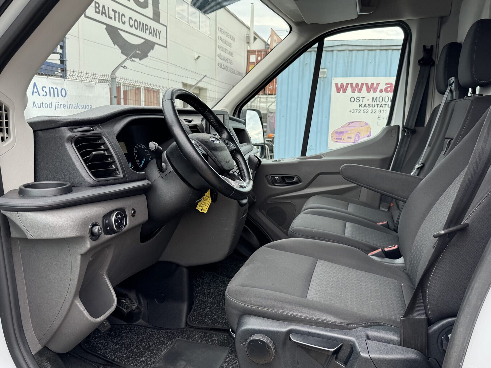 Ford Transit 2019, photo 3/13