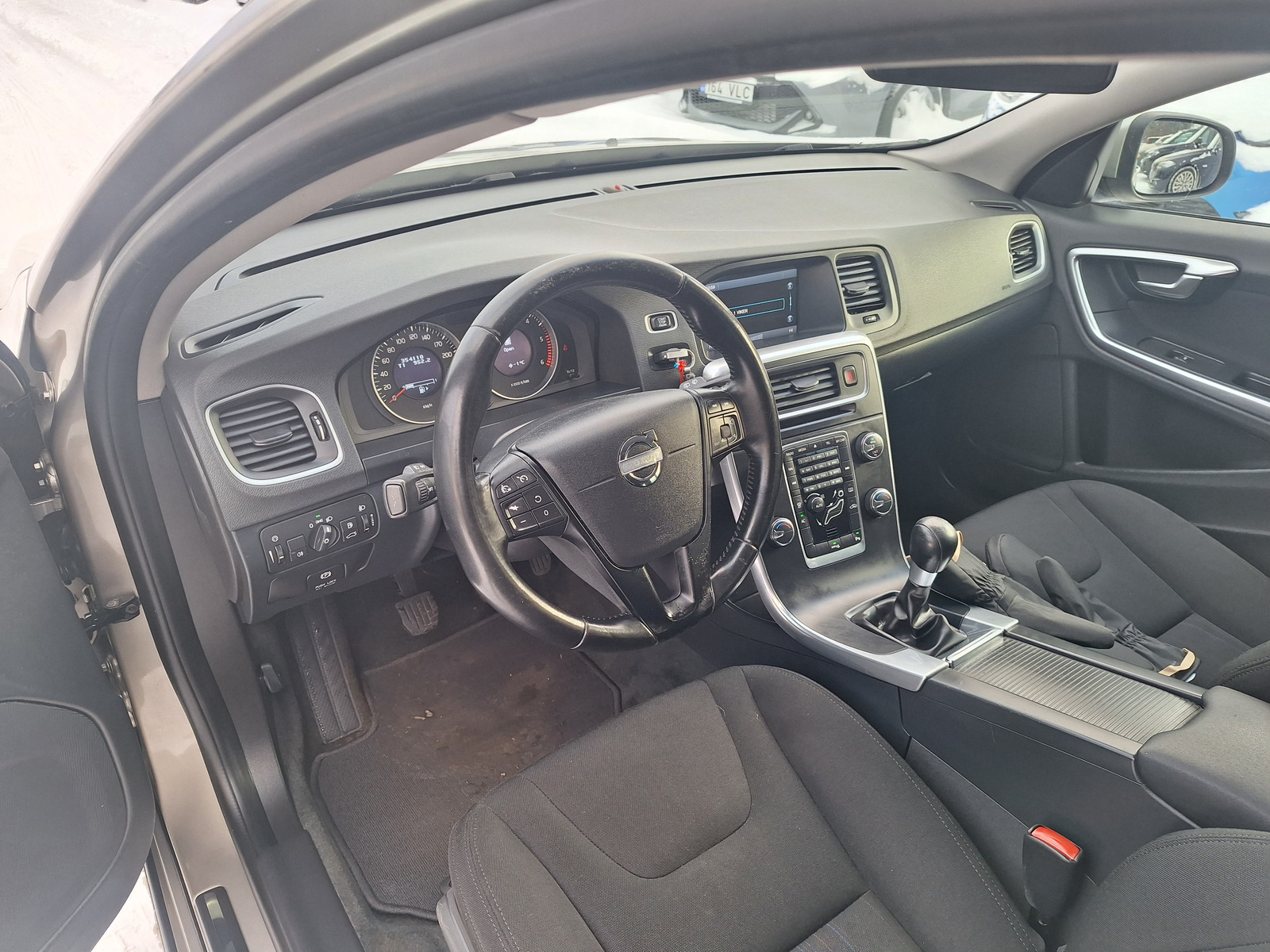 Volvo V60 2012, photo 4/7
