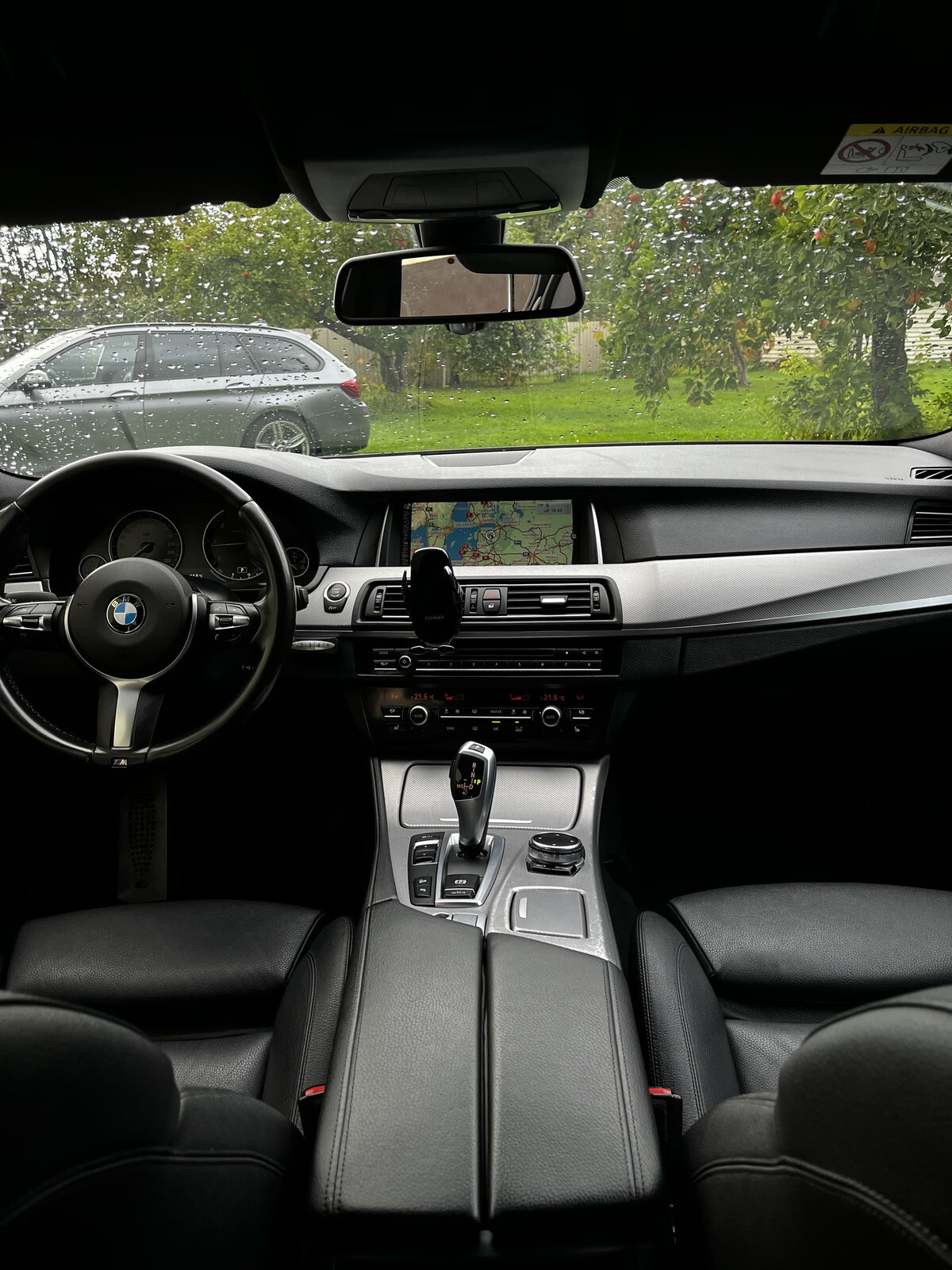 BMW 520 2015, photo 5/9