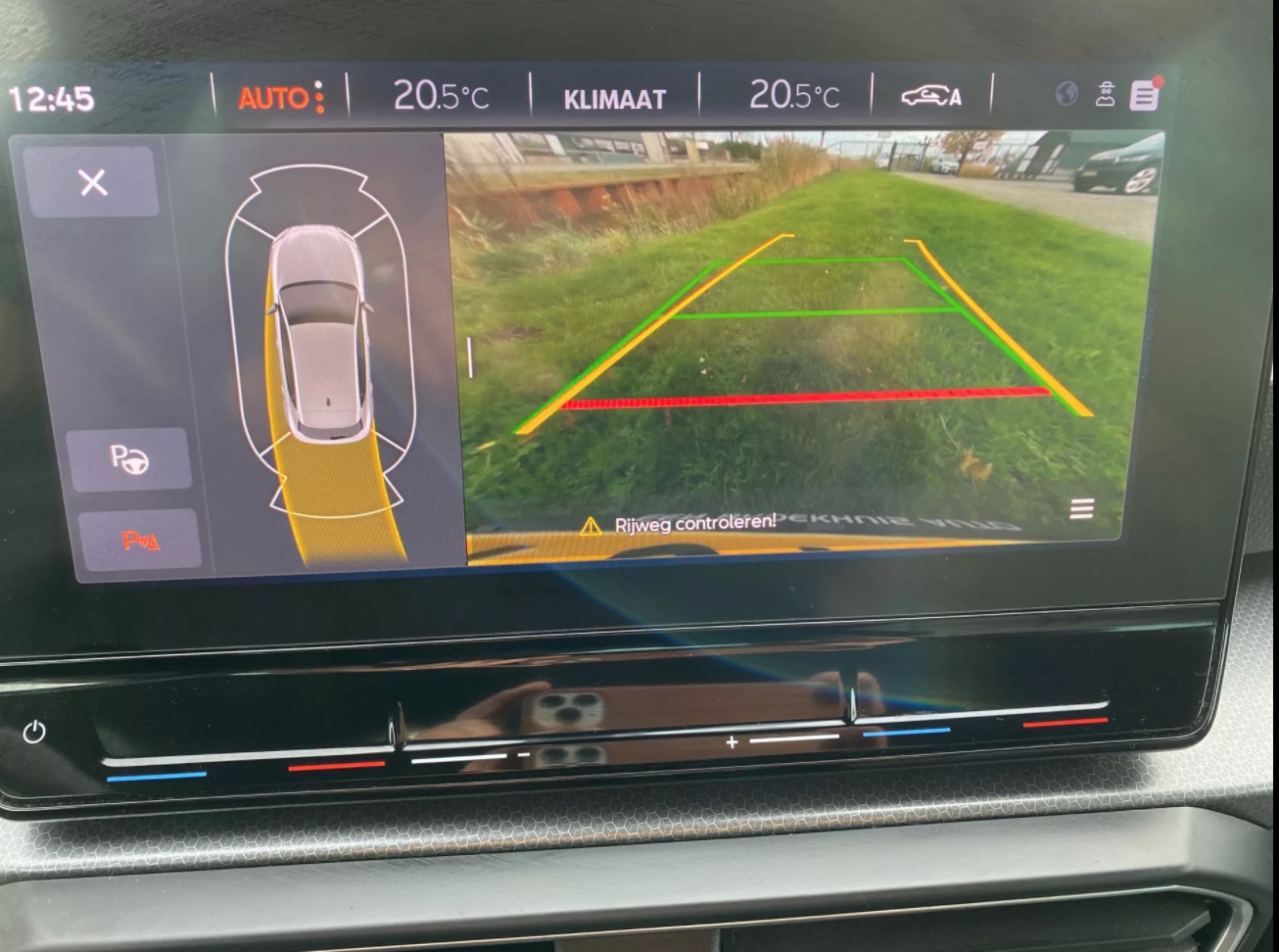 SEAT Leon 2020, photo 7/7