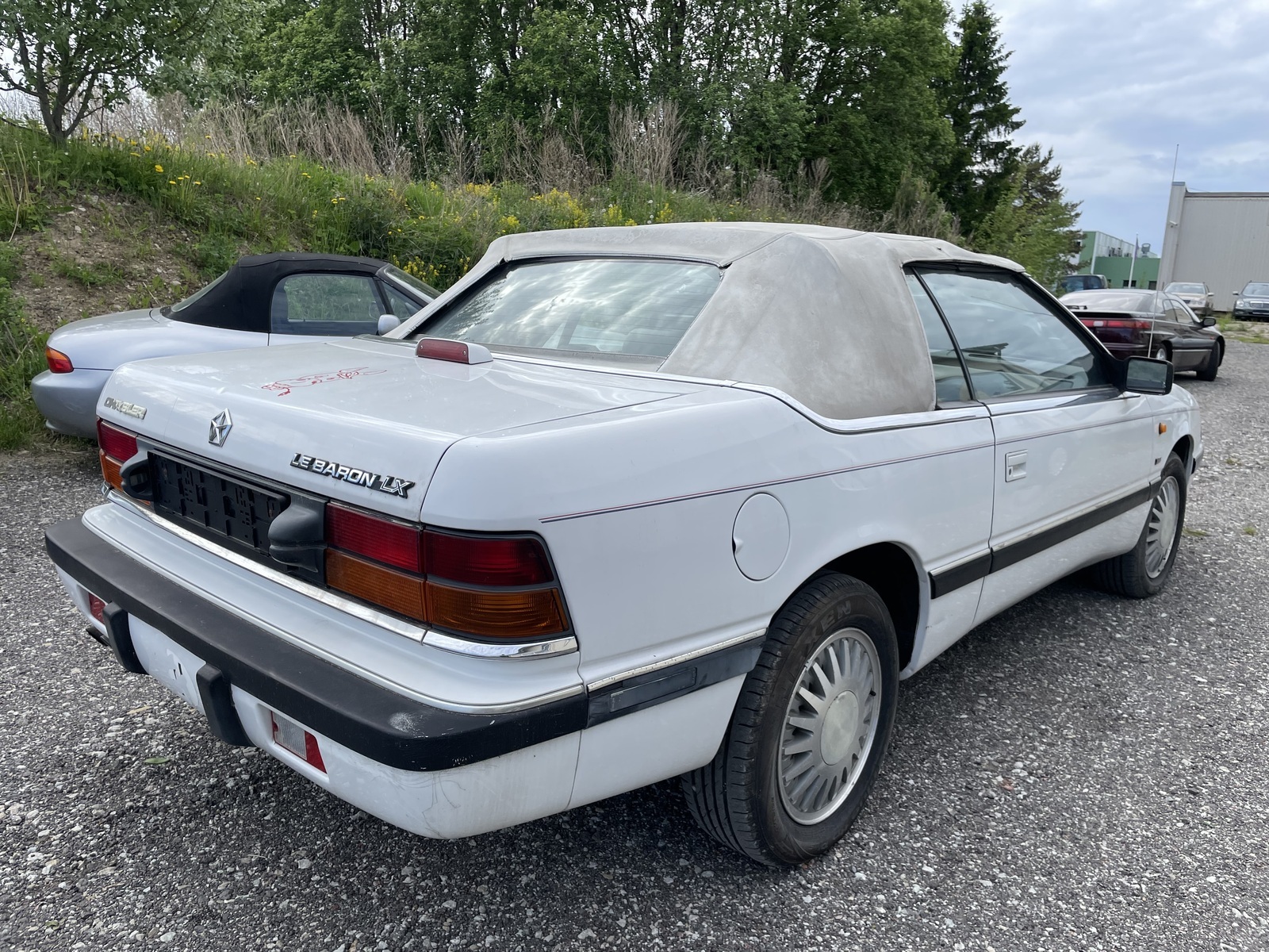 Chrysler Le Baron 1993, photo 2/24