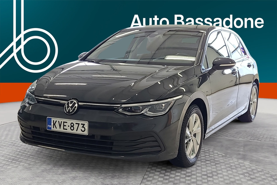 Volkswagen Golf, 2023, 1.0, 81 kW, гибрид (бензин/электричество), автомат, передний привод