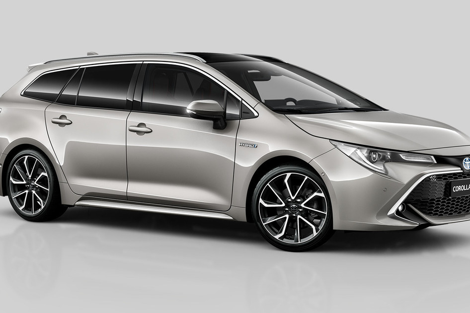 Toyota Corolla, 2023, бензин, автомат, передний привод