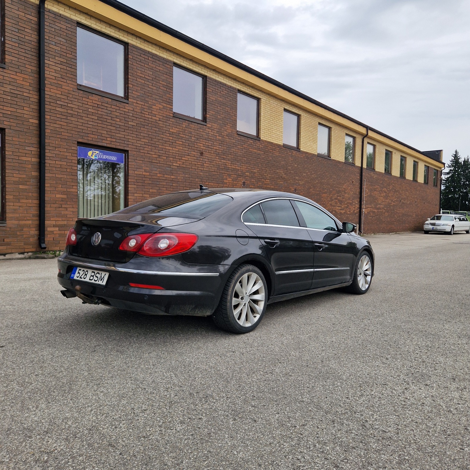 Volkswagen Passat CC 2009, photo 3/6