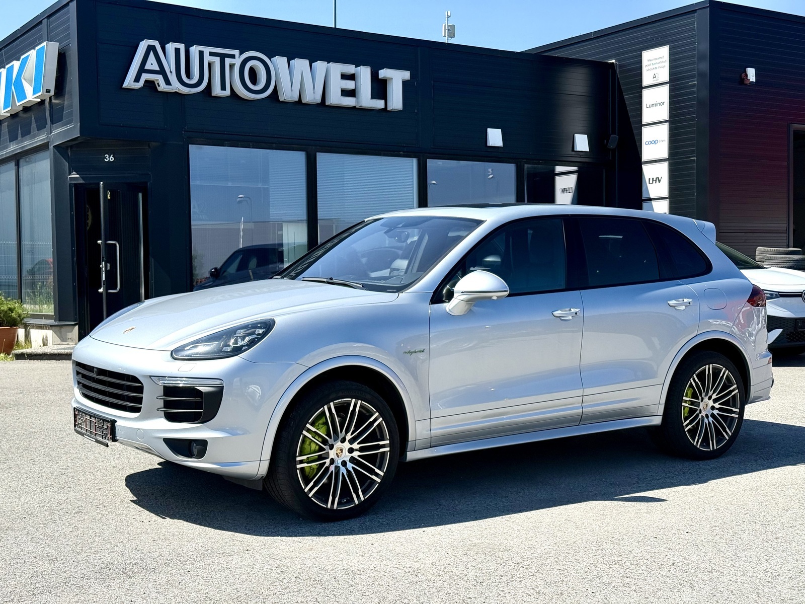 Porsche Cayenne S E-Hybrid Platinum Edition 3.0 245kW