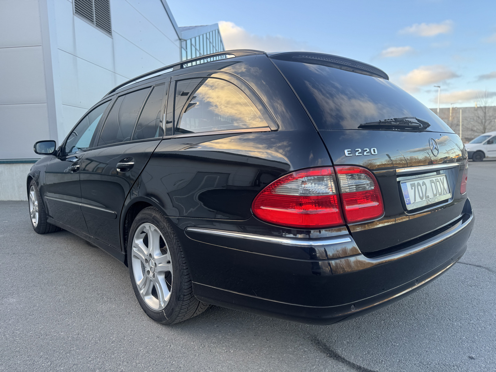 Mercedes-Benz E 220 2008, kuva 6/25