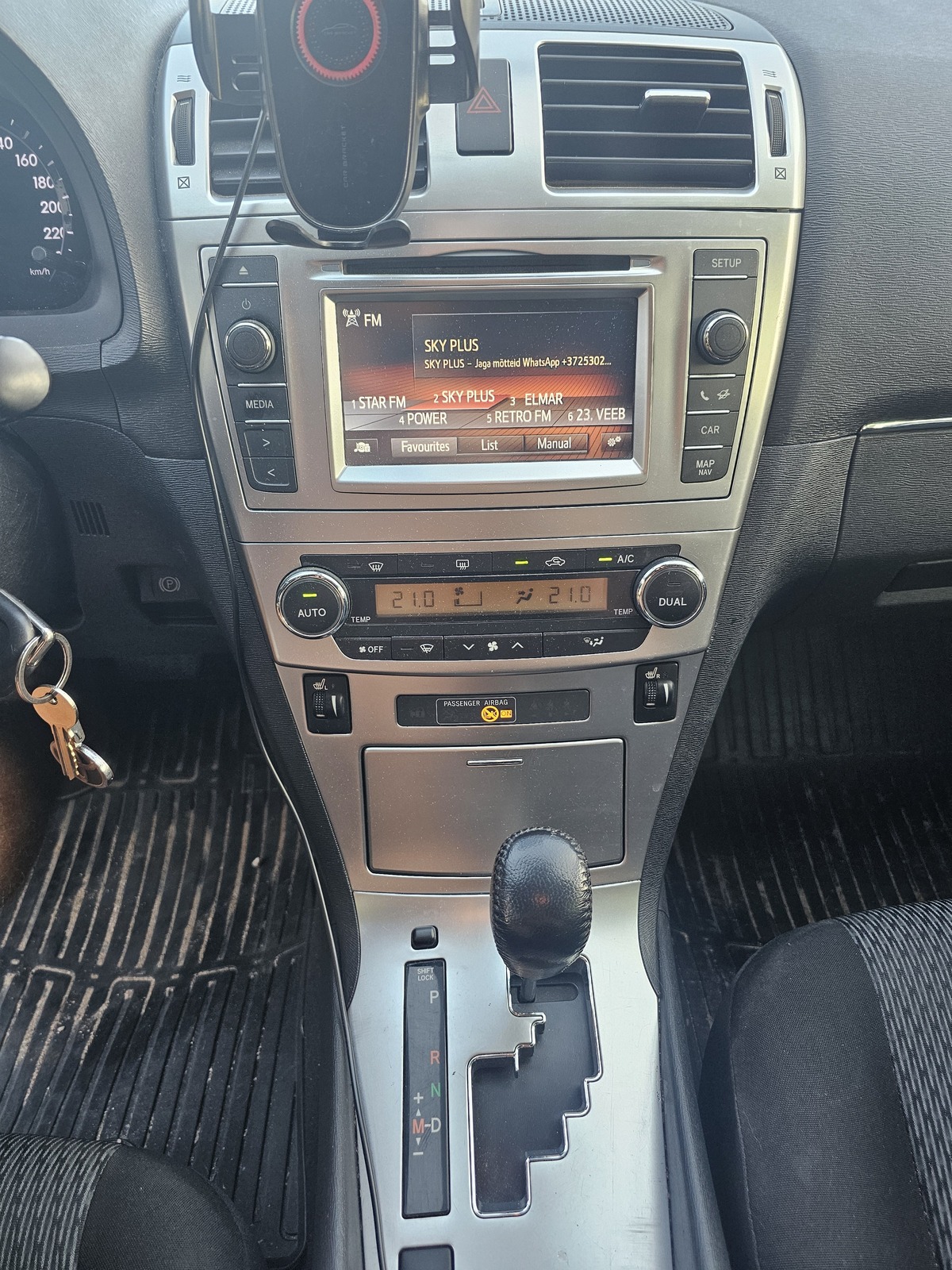 Toyota Avensis 2015, photo 8/8