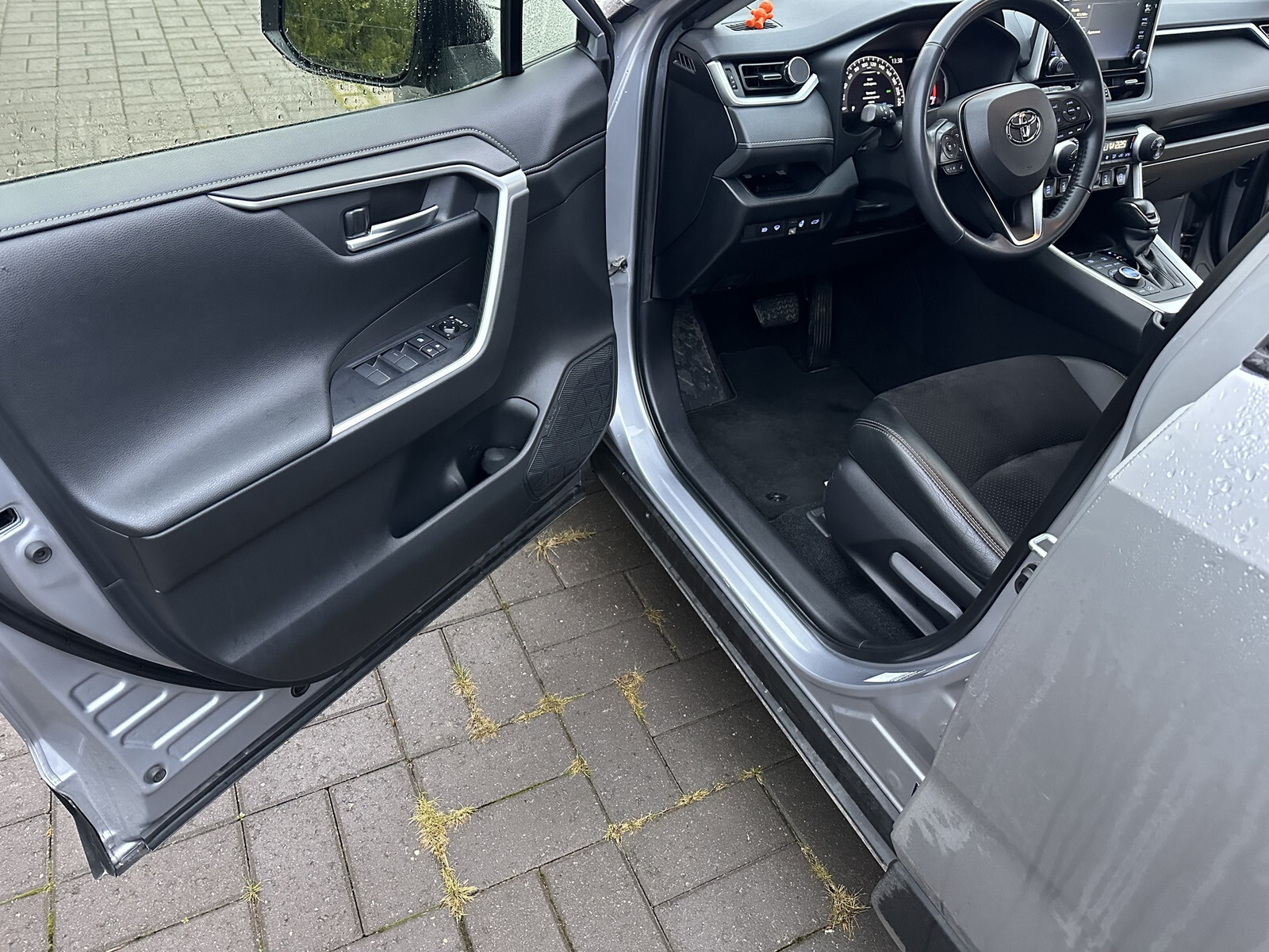 Toyota RAV4 2020, photo 5/18