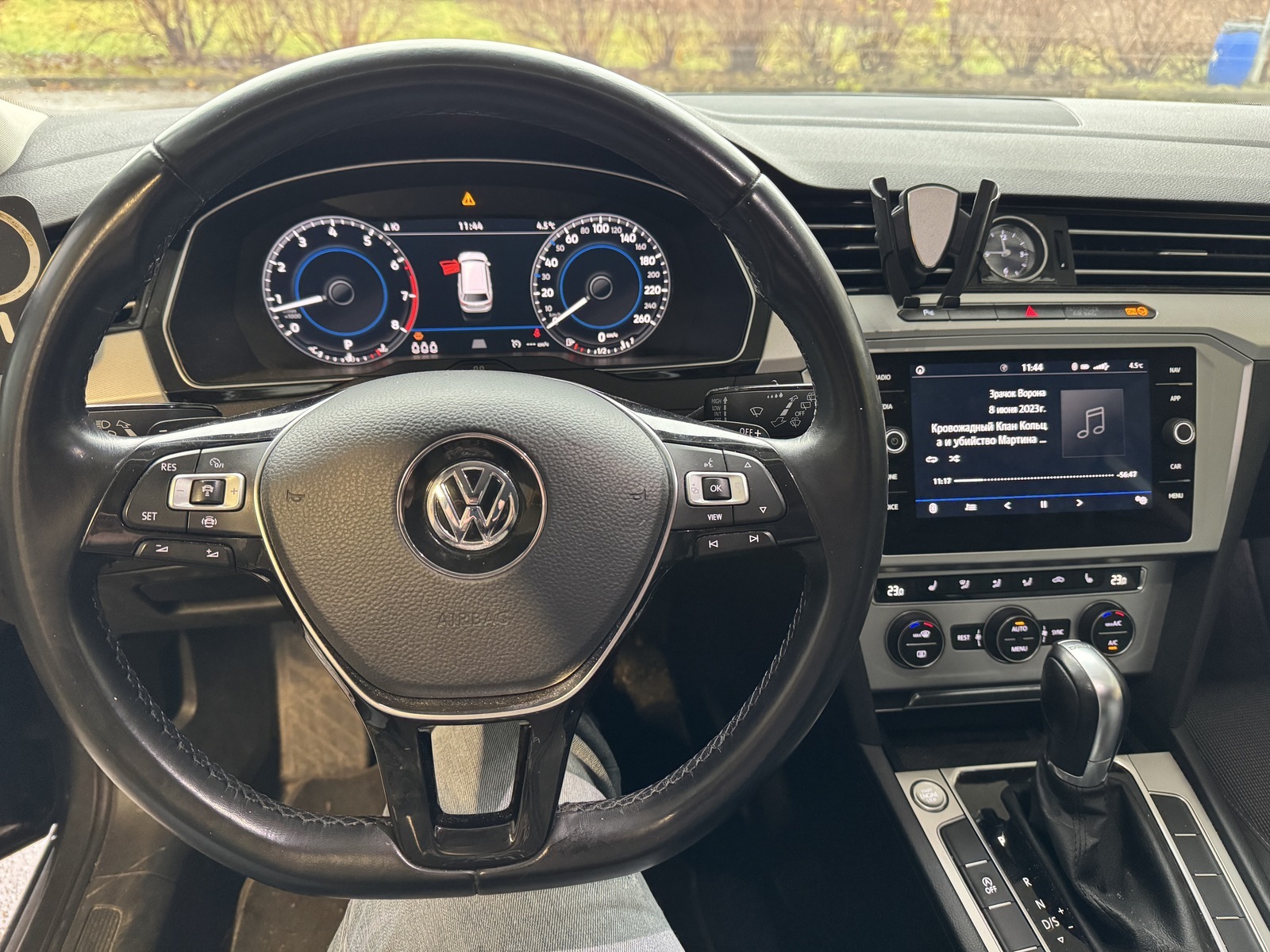 Volkswagen Passat 2018, photo 3/6