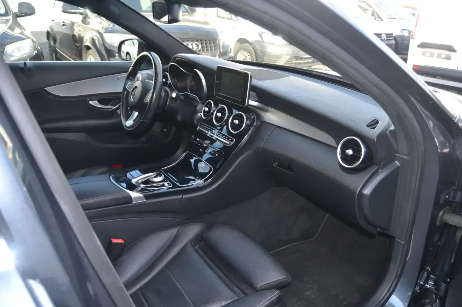 Mercedes-Benz C 350 2015, photo 3/9