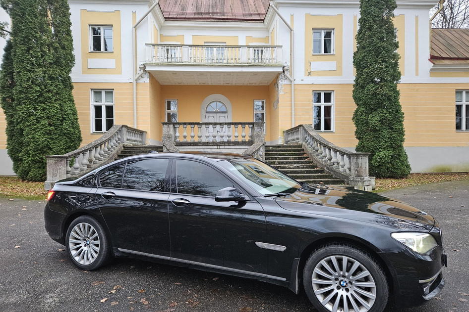 BMW 730, 2015, 3.0, 190 kW, дизель, автомат, полный привод