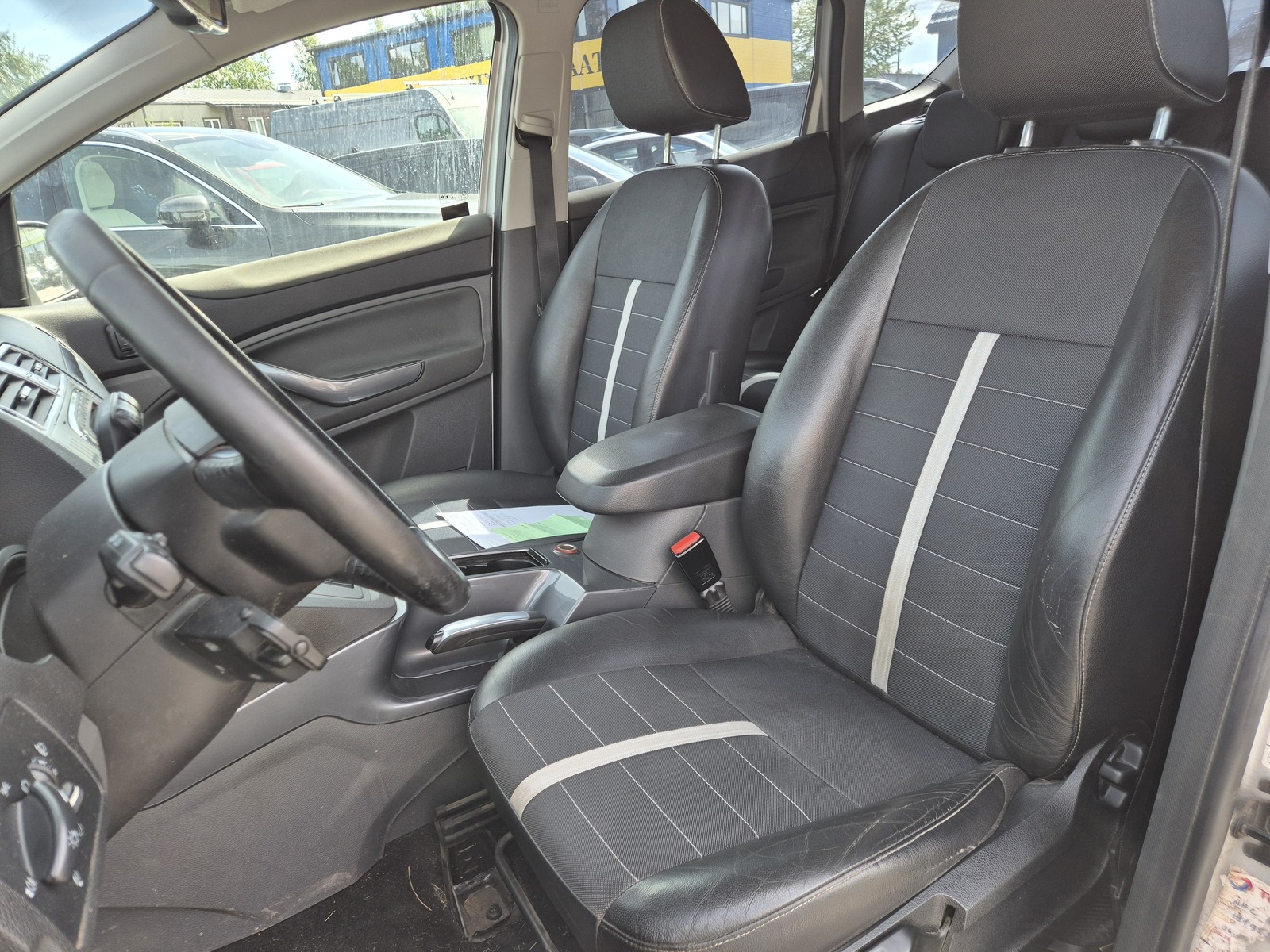 Ford Kuga 4X4 Atm Titanium 2.0 103kW 2012, photo 5/14