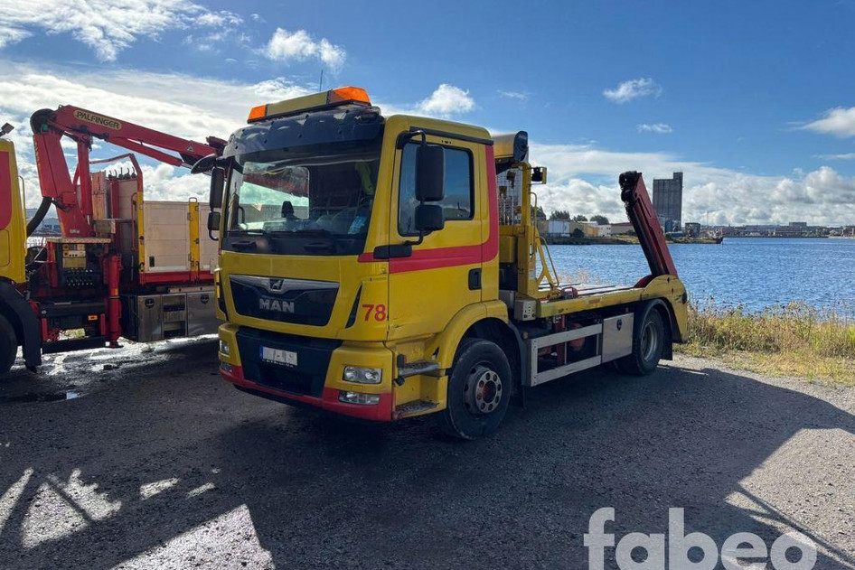 MAN TGM 15.290 4×2 BL, 213 kW, дизель, автомат