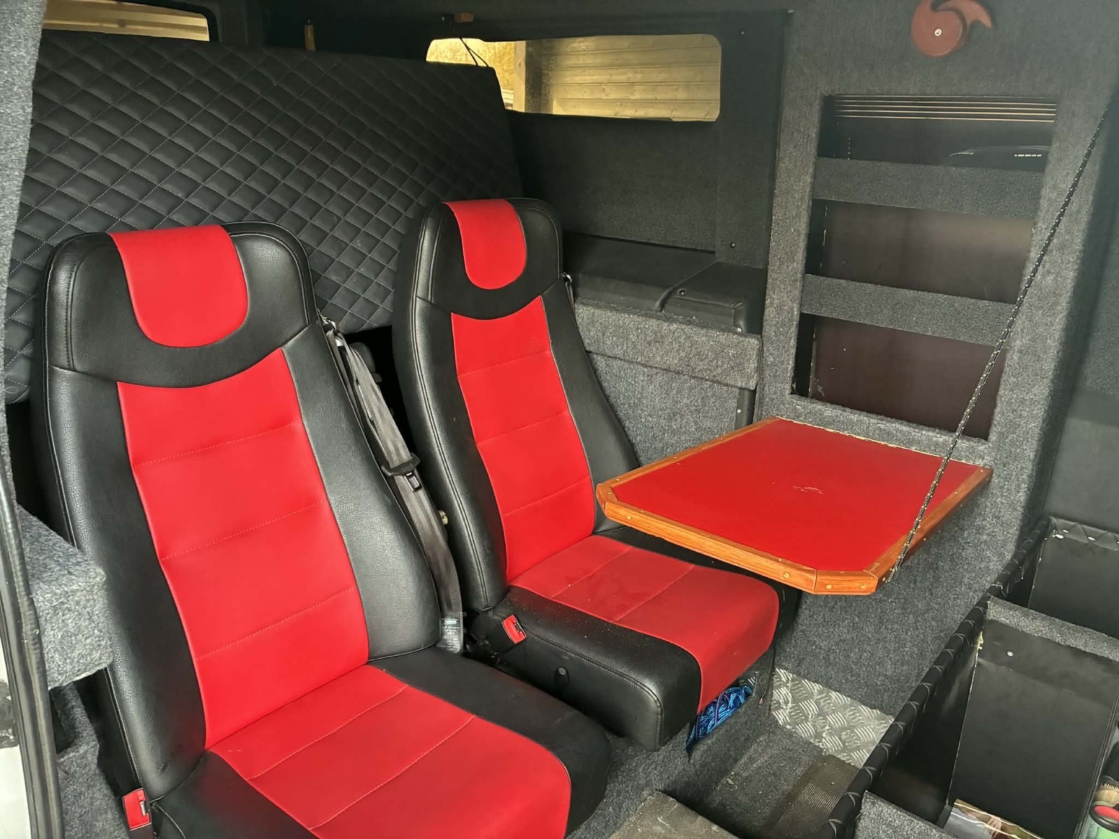 Volvo NILSSON V70 AMBULANCE 2011, photo 5/6