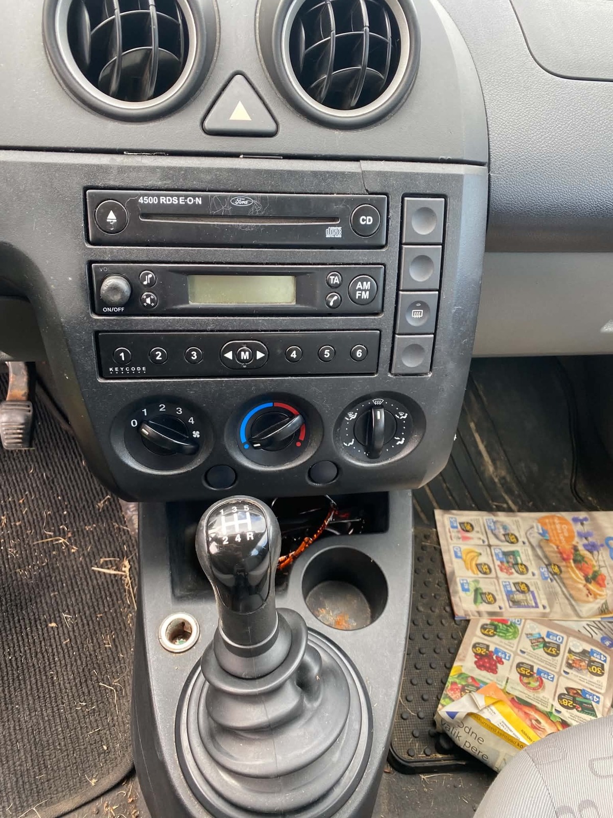 Ford Fiesta 2002, kuva 4/7